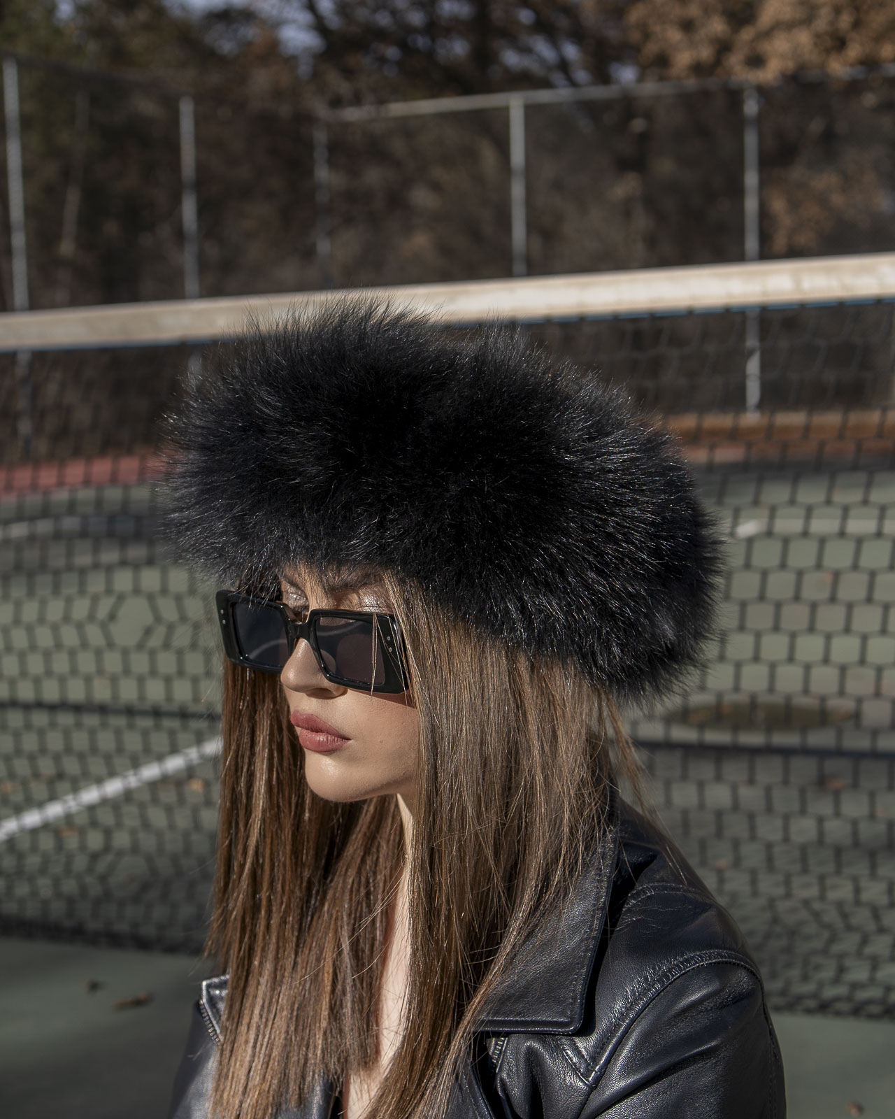 Fox fur headband in black color