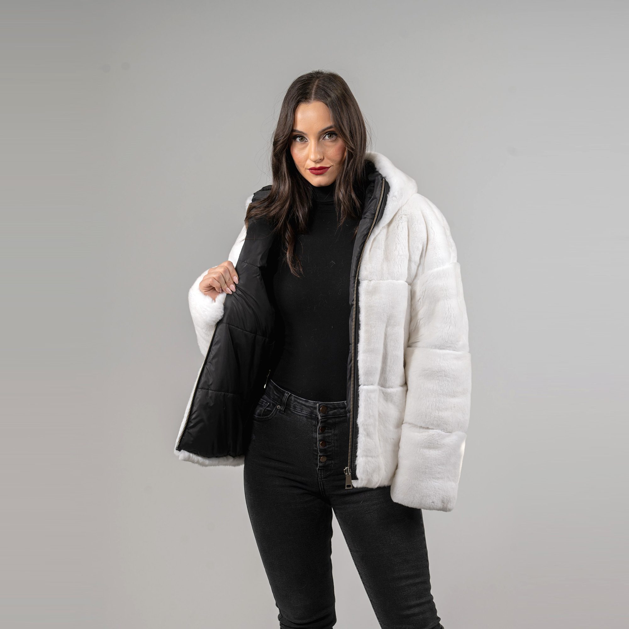 Reversible rabbit fur jacket in white color