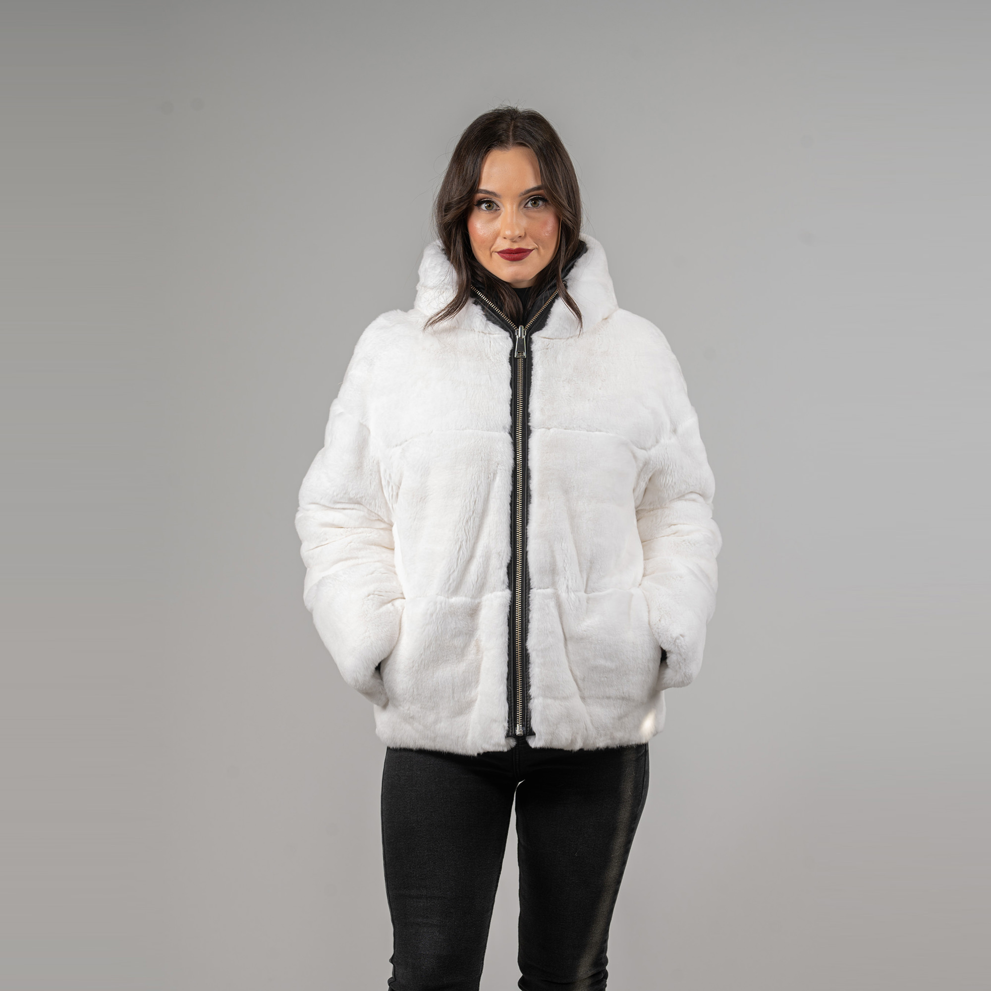 Reversible rabbit fur jacket in white color