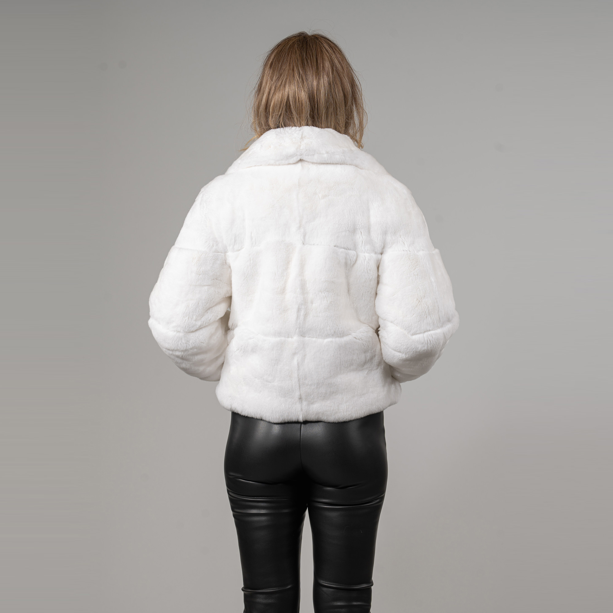 Reversible rabbit fur jacket in white color